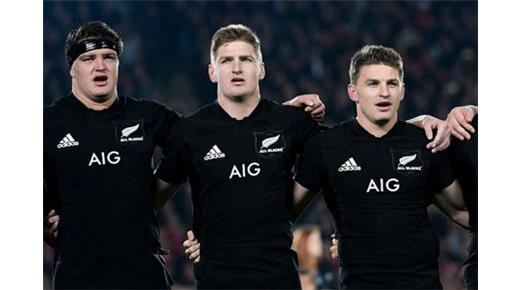 Beauden Barrett y Herschel Jantjies son los máximos anotadores del certamen