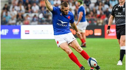 Camille Lopez salió lesionado del partido frente a Escocia