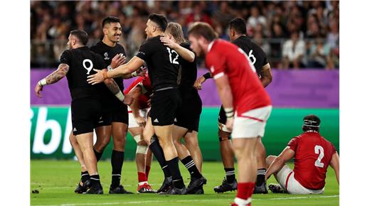 Los All Blacks vencieron sin complicaciones a Canadá 