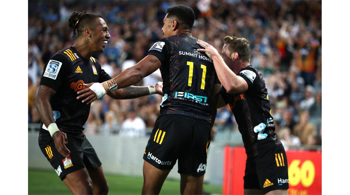 Highlanders y Chiefs confirmaron sus equipos para el debut