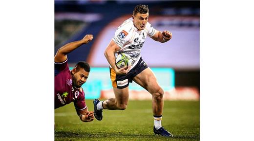 Brumbies logró el triunfo sobre la hora y es más líder que nunca