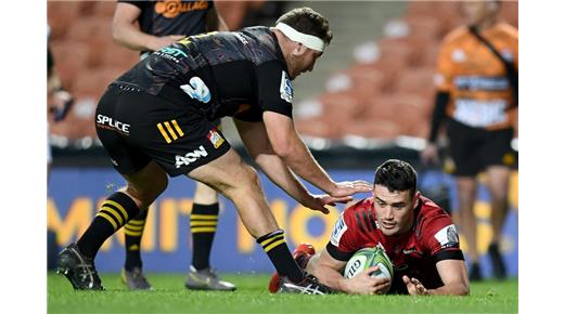 Crusaders, a un paso de ganar el Super Rugby Aotearoa