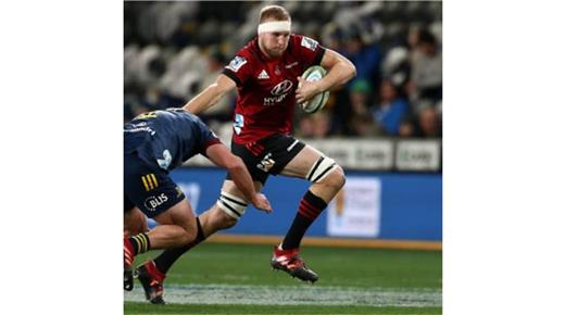 Crusaders derrotó a Highlanders en el debut