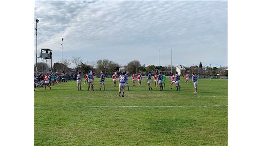 Con un juego muy eficaz, Atlético del Rosario frenó el andar de Los Matreros y llegó a la punta. 