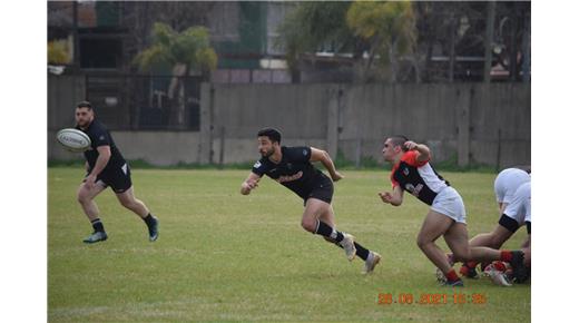 Floresta goleó a Almafuerte y comparte la punta del Torneo Desarrollo