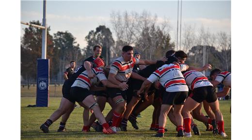 MONTE GRANDE GANÓ Y NO LE PIERDE PISADA AL PUNTERO