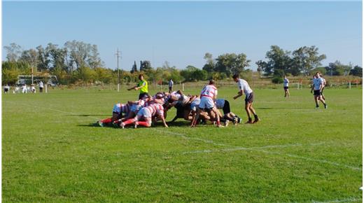 RIVADAVIA DE LOBOS GOLEÓ A FLORESTA Y ES UNO DE LOS PUNTEROS DEL CAMPEONATO