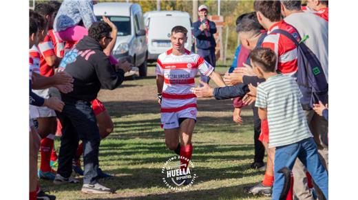 BRAIAN CARRERA Y UNA DESPEDIDA CARGADA DE EMOCIÓN EN RIVADAVIA DE LOBOS