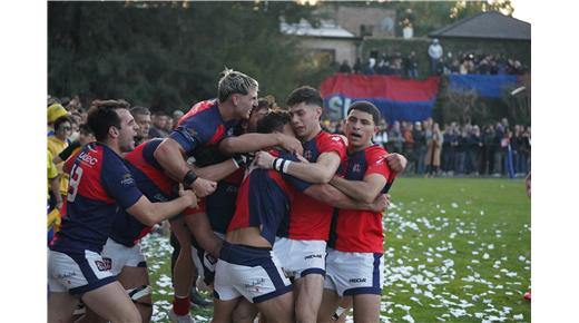 LAS FOTOS DEL CLÁSICO PLATENSE EN EL URBA TOP 12