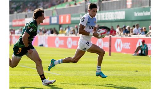 LOS PUMAS 7’s DIERON VUELTA EL MARCADOR EN LOS DOS PARTIDOS Y LLEGARON A LA FINAL