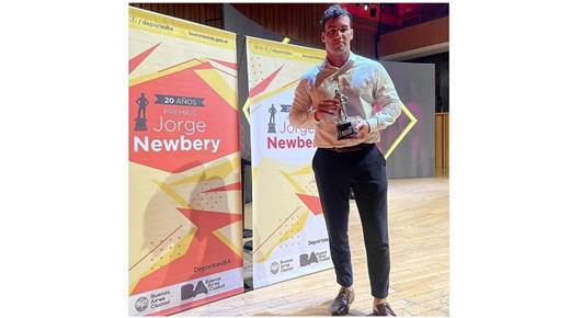 TOMÁS MEYRELLES GANÓ EL PREMIO JORGE NEWBERY