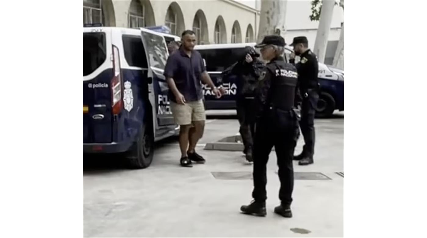 BILLY VUNIPOLA FUE ARRESTADO EN MALLORCA 