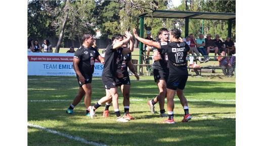 Las Panteras vencieron por 32-25 a un Olivos que tuvo un primer tiempo para el olvido con solo tres puntos; y luego no le alcanzó la segunda parte para dar vuelta el resultado. 