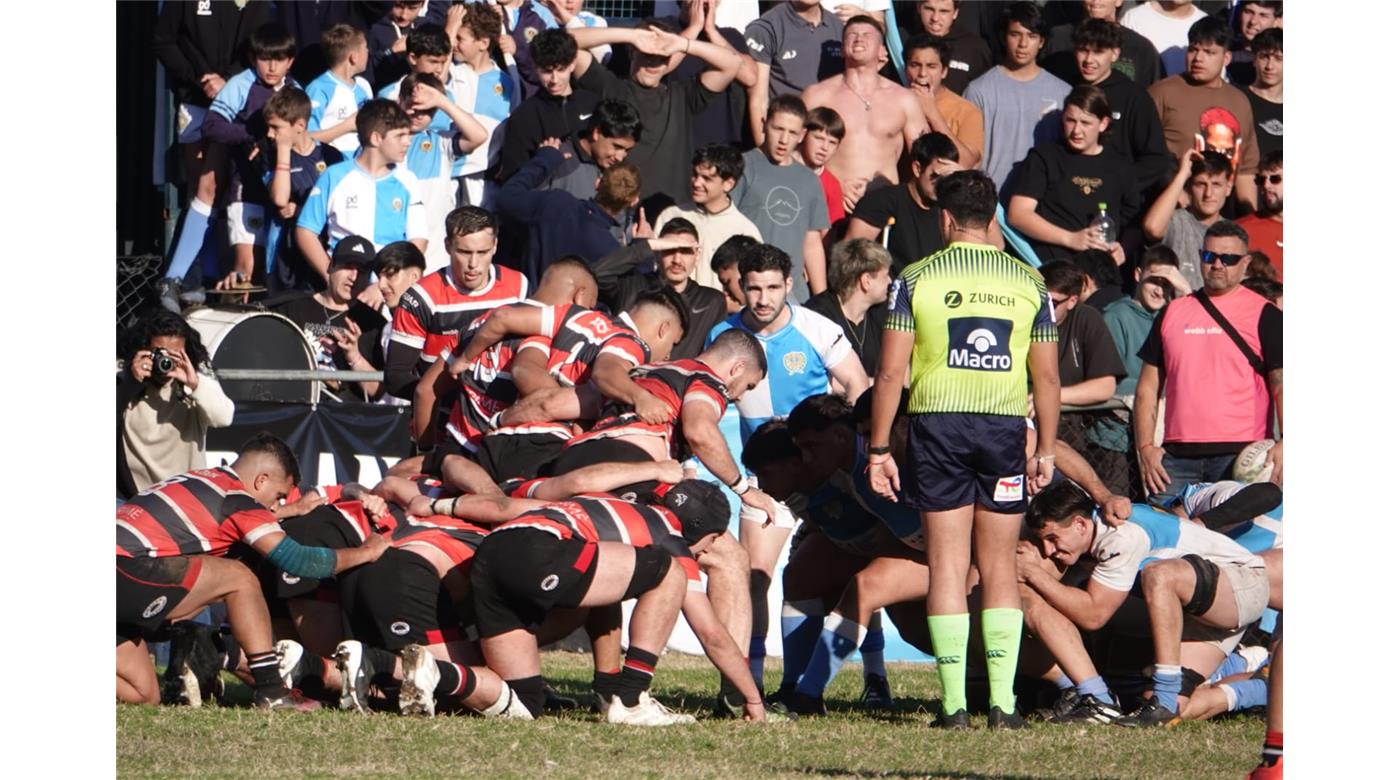 CENTRO NAVAL SE LLEVÓ UN GRAN PARTIDO ANTE MONTE GRANDE Y SE LE ACERCÓ A DOS UNIDADES AL LIDER DEL TORNEO