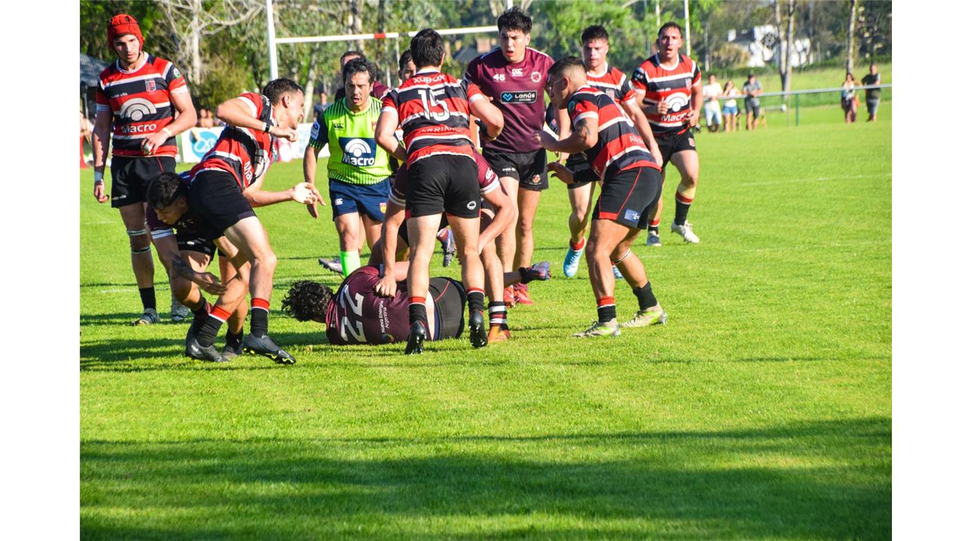 MONTE GRANDE DEJÓ ATRAS A LANÚS Y SE JUEGA LA MITAD DEL ASCENSO ANTE SAN CARLOS
