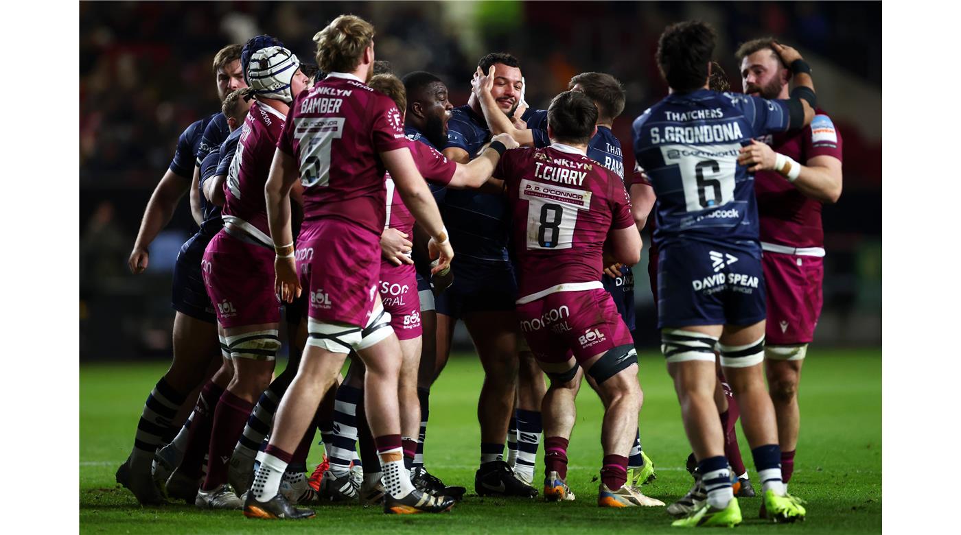 TRIES DE MATÍAS MORONI Y SIMÓN BENÍTEZ CRUZ EN EL COMIENZO DE UNA NUEVA JORNADA DE LA PREMIERSHIP  