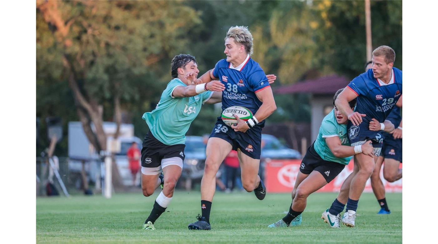 CAPIBARAS Y LOS PUMITAS COMPARTIERON SU PREPARACIÓN EN UN INTENSO ENTRENAMIENTO