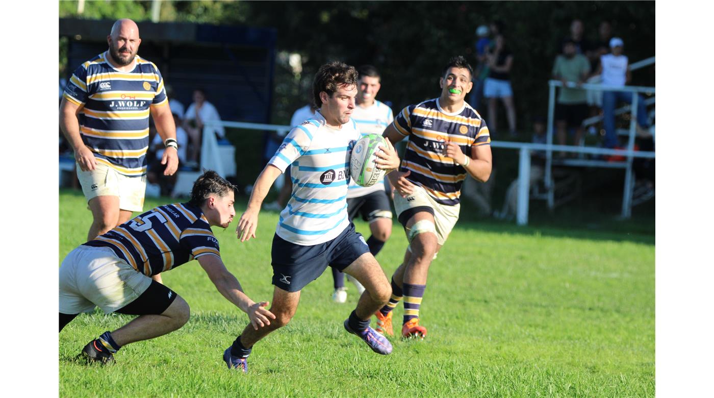 EN UN BUEN PARTIDO BANCO NACIÓN SUPERÓ A LICEO MILITAR Y ES EL ESCOLTA DEL PUNTERO