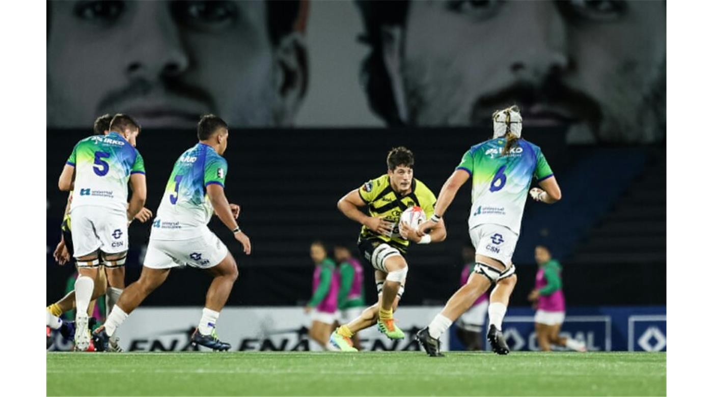 PEÑAROL GOLEÓ A COBRAS BRASIL XV Y SIGUE EN LO MÁS ALTO DE LA SLAR