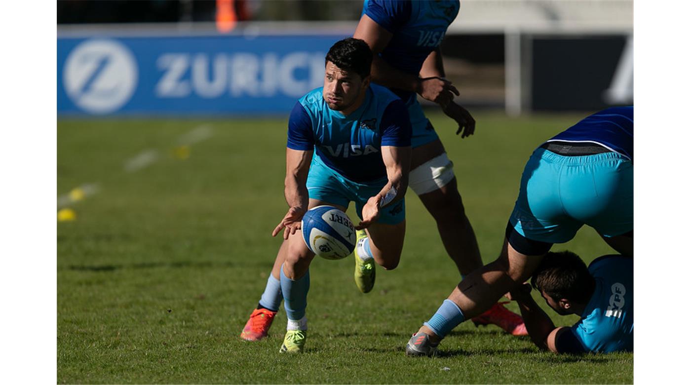 LAUTARO BAZÁN VÉLEZ DEBUTARÁ DESDE EL COMIENZO Y ESPERARÁN SU CHANCE TOMÁS ALBORNOZ E IGNACIO RUÍZ 