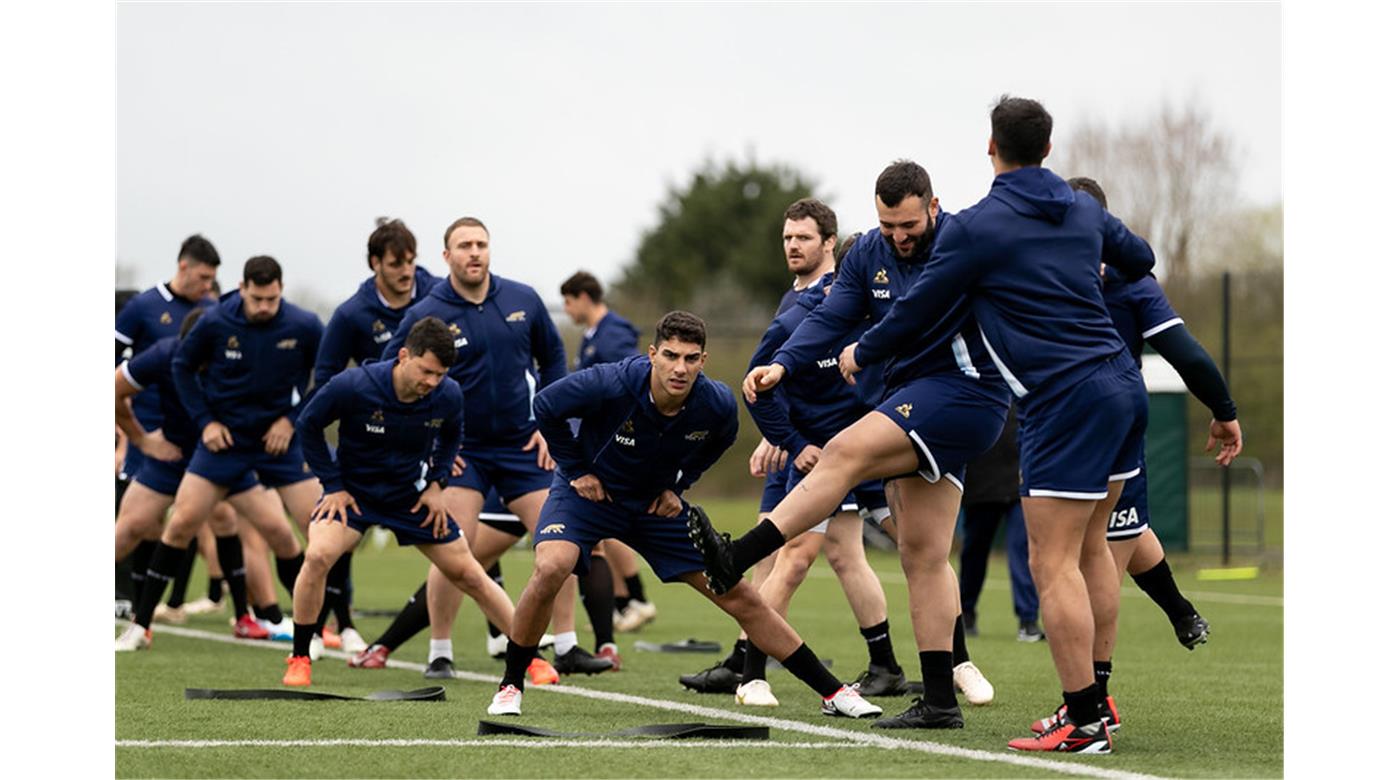 LUEGO DE 130 DÍAS LOS PUMAS SE VOLVIERON A ENTRENAR JUNTOS 