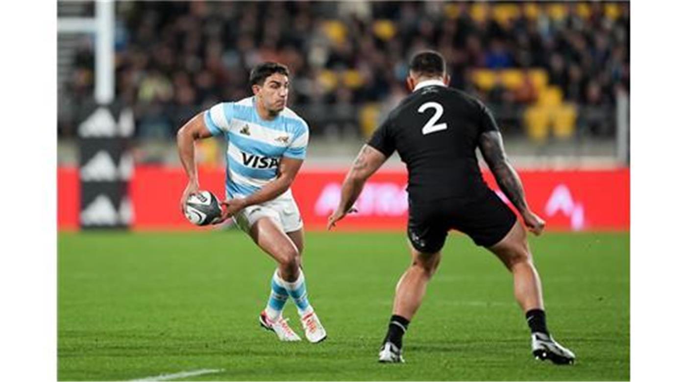 SORPRESIVA RENUNCIA DE LEON MCDONALD COMO ENTRENADOR ASISTENTE DE LOS ALL BLACKS 