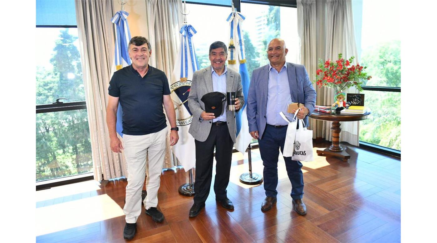 TARUCAS PRESENTÓ SU PROYECTO DEPORTIVO 2026 ANTE EL VICEGOBERNADOR ACEVEDO