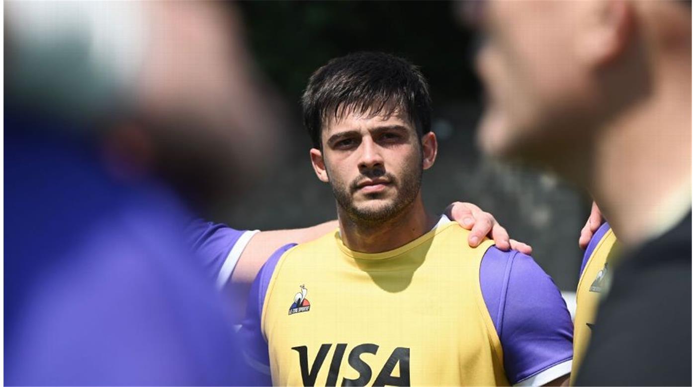 NICOLÁS ROGER LLEGA COMO LA RUEDA DE AUXILIO DE DOGOS XV